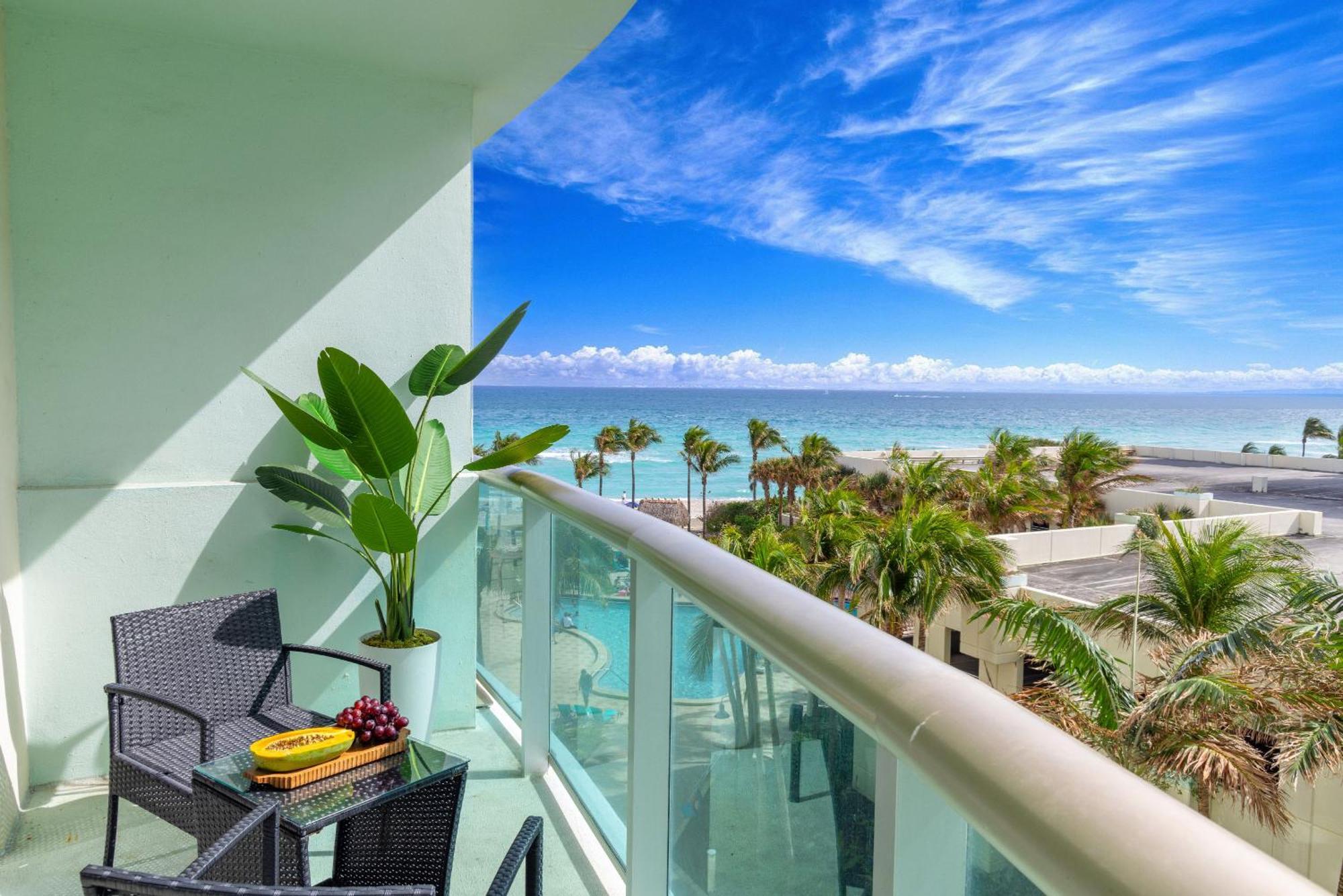 Modern 1 Bdr Oceanview With Direct Beach Access! Hollywood Exterior photo