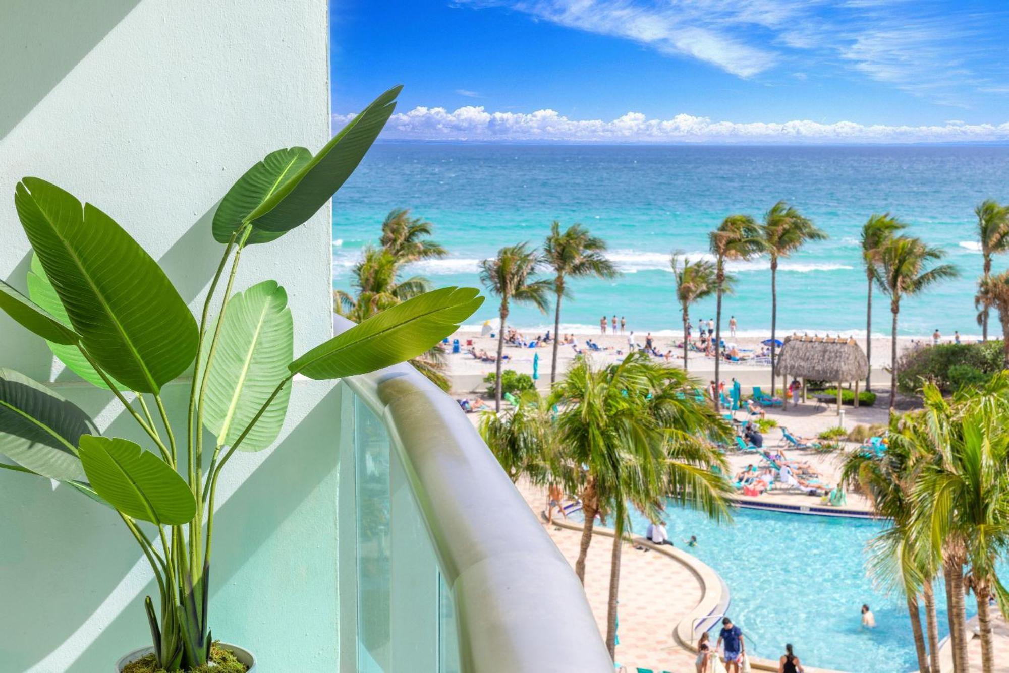 Modern 1 Bdr Oceanview With Direct Beach Access! Hollywood Exterior photo
